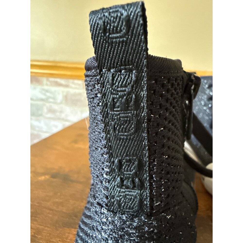 G Los Angeles Black Textured High-Top Sneakers With Side Zipper & Laces - Picture 8 of 16